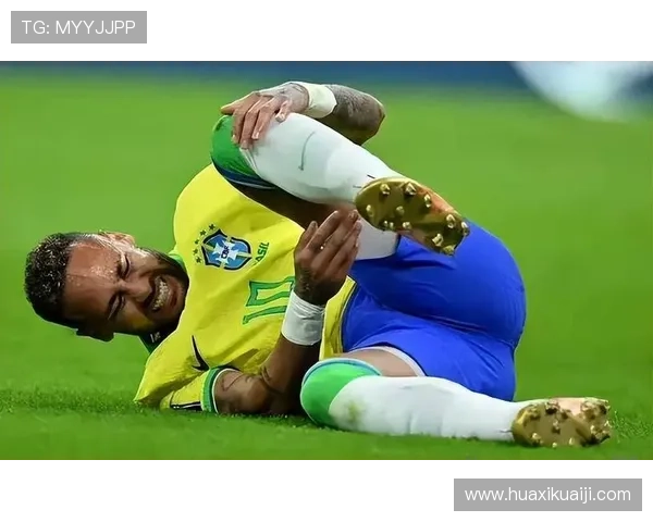 内马尔复出首战被飞铲痛苦倒地